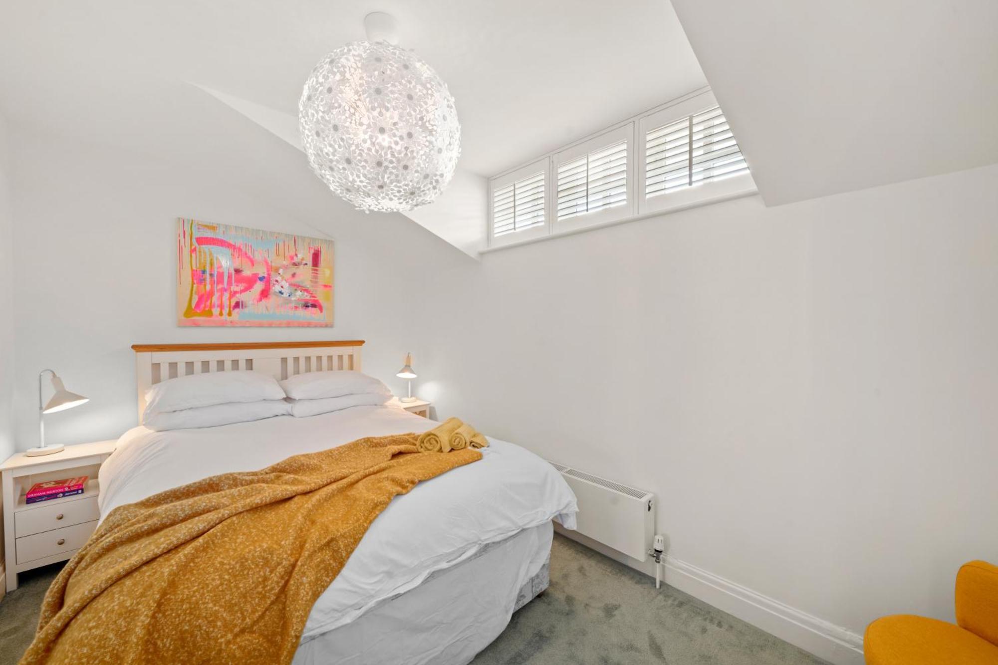 3 Bedroom Mews Home - Clapham Common - Free Private Parking - Sleeps 5 - Newly Refurbished - Sweetpea & Pillow Properties Londýn Exteriér fotografie