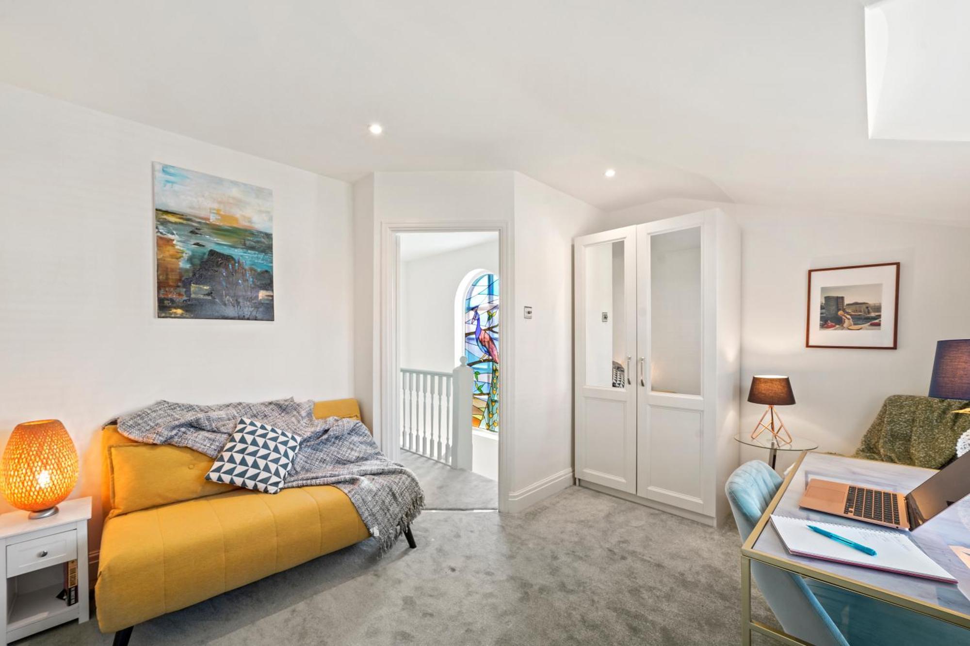 3 Bedroom Mews Home - Clapham Common - Free Private Parking - Sleeps 5 - Newly Refurbished - Sweetpea & Pillow Properties Londýn Exteriér fotografie