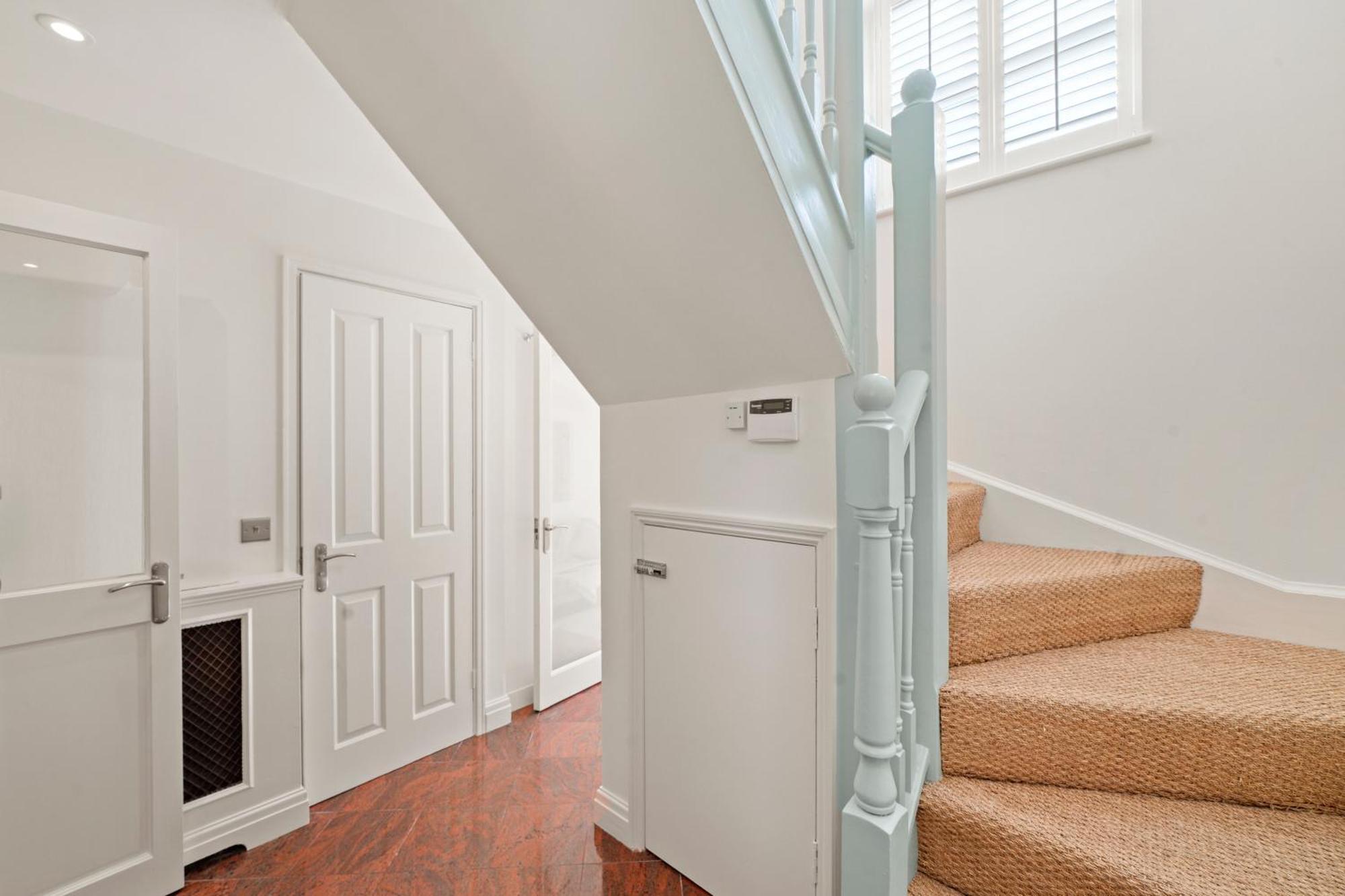 3 Bedroom Mews Home - Clapham Common - Free Private Parking - Sleeps 5 - Newly Refurbished - Sweetpea & Pillow Properties Londýn Exteriér fotografie